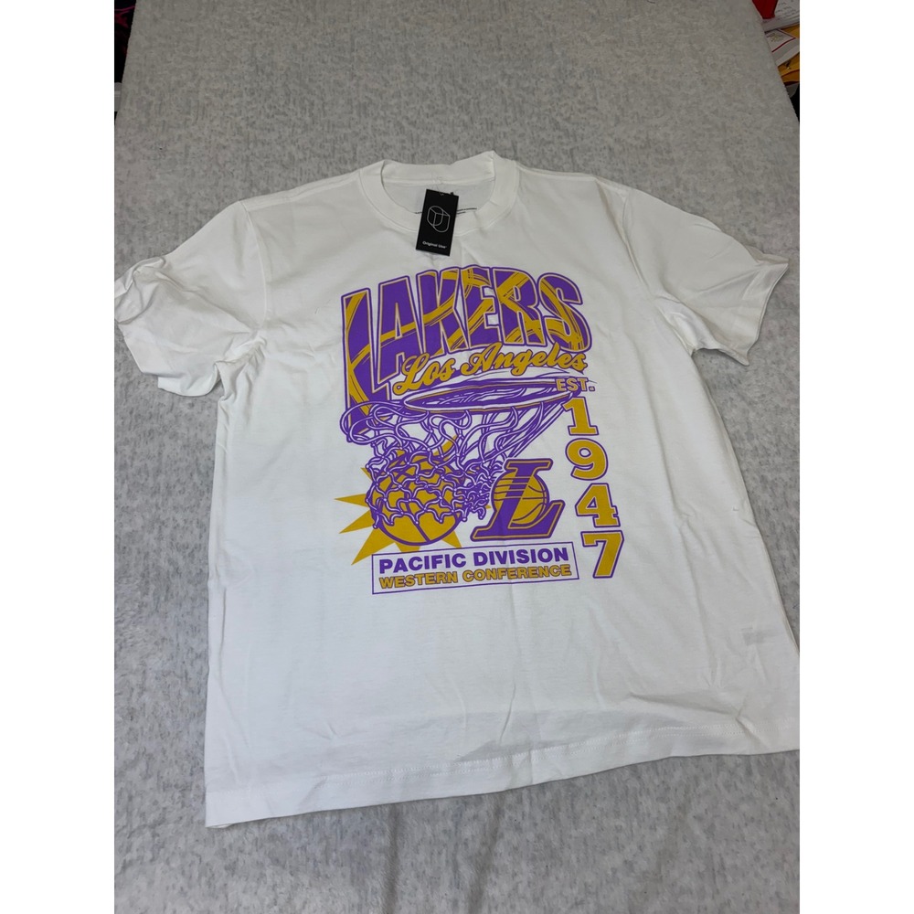 Original Use NBA Los Angeles Lakers Graphic Tee White Purple Gold Men Medium NWT